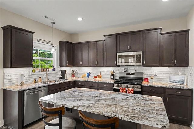 246 Kyndall Run Drive, Lexington, NC 27295