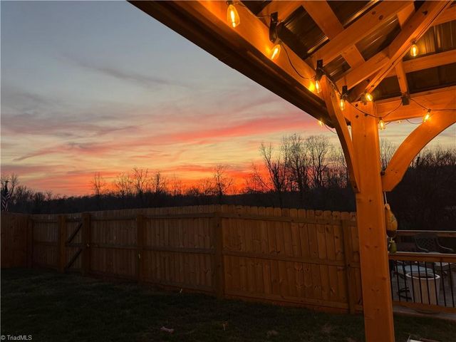 246 Kyndall Run Drive, Lexington, NC 27295