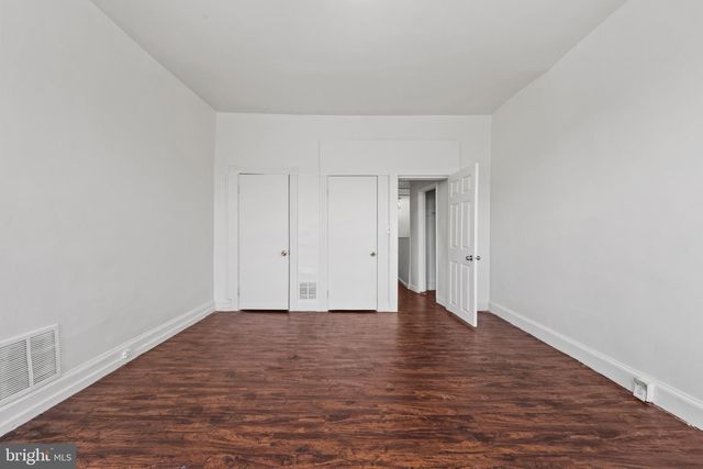 220 N LUZERNE AVE, Baltimore, MD 21224