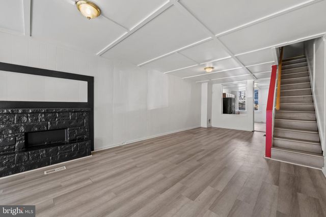 220 N LUZERNE AVE, Baltimore, MD 21224