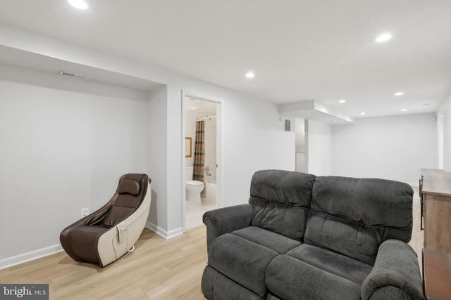 21422 PLYMOUTH PL, Ashburn, VA 20147