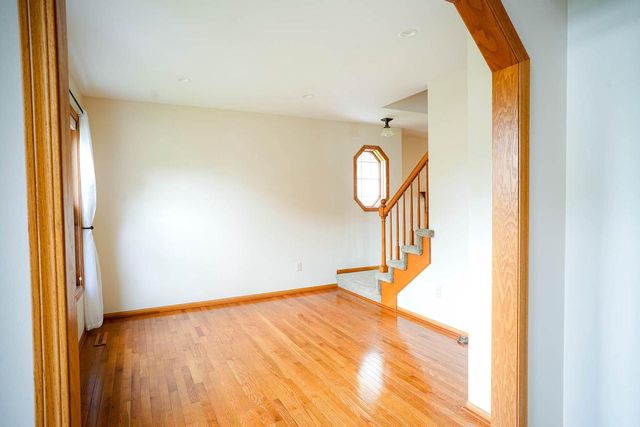 1335 4th AVENUE N, Onalaska, WI 54650