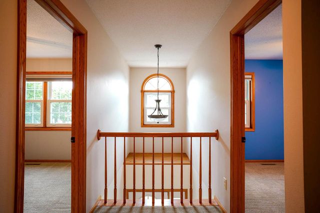 1335 4th AVENUE N, Onalaska, WI 54650