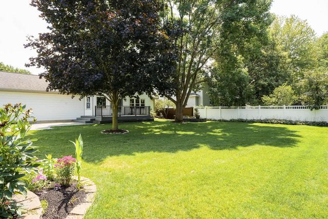 1335 4th AVENUE N, Onalaska, WI 54650
