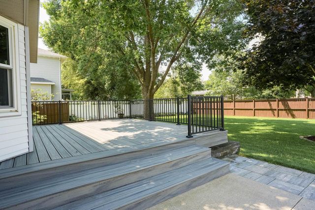 1335 4th AVENUE N, Onalaska, WI 54650