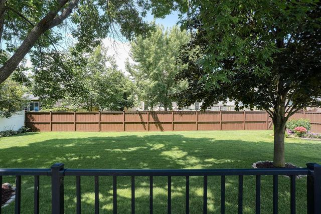 1335 4th AVENUE N, Onalaska, WI 54650