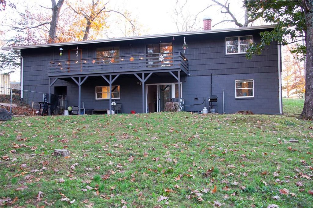 34 Basore Drive, Bella Vista, AR 72715