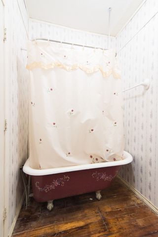 215 Paris Street, Ladonia, TX 75449