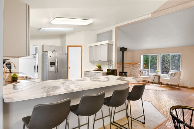 3025 E Smith Road, Bellingham, WA 98226