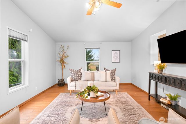 3025 E Smith Road, Bellingham, WA 98226