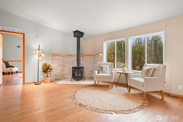 3025 E Smith Road, Bellingham, WA 98226