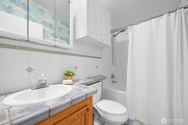 3025 E Smith Road, Bellingham, WA 98226