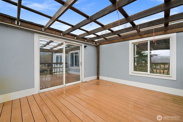 3025 E Smith Road, Bellingham, WA 98226