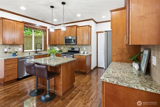 16033 119th Place NE, Bothell, WA 98011