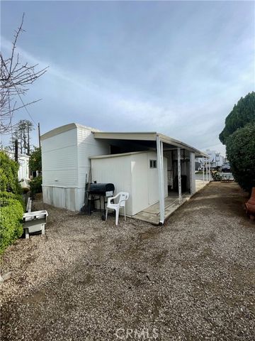 12995 6th, Yucaipa, CA 92399