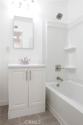 2709 S Baker Street, Santa Ana, CA 92707