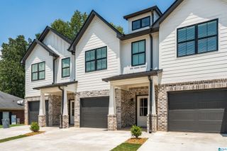 221 VILLAGE PARKWAY # 35, Helena, AL 35080