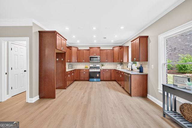 1214 Ridge Hollow Lane, Lawrenceville, GA 30043