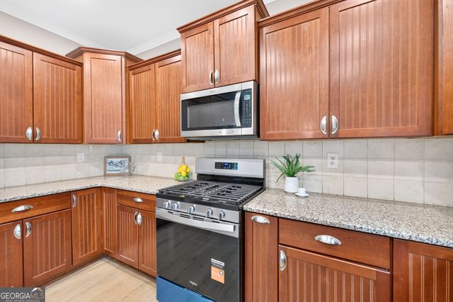 1214 Ridge Hollow Lane, Lawrenceville, GA 30043