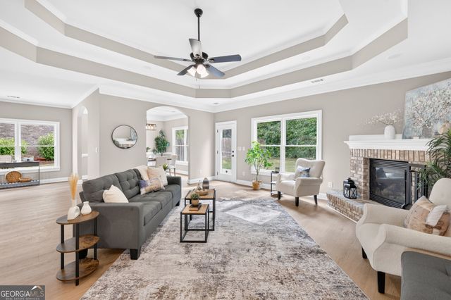1214 Ridge Hollow Lane, Lawrenceville, GA 30043