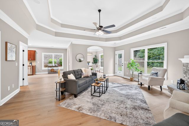 1214 Ridge Hollow Lane, Lawrenceville, GA 30043