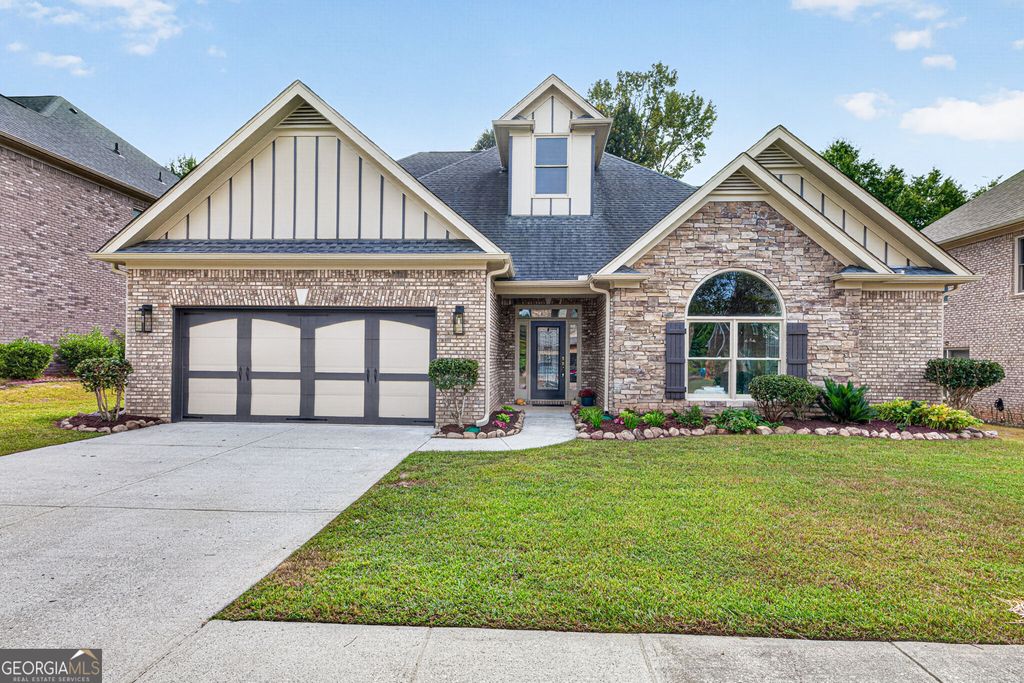 1214 Ridge Hollow Lane, Lawrenceville, GA 30043