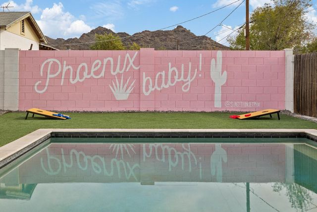 1101 E Ruth Avenue, Phoenix, AZ 85020