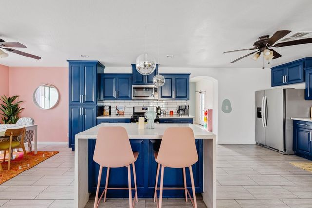 1101 E Ruth Avenue, Phoenix, AZ 85020