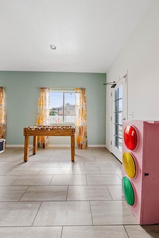 1101 E Ruth Avenue, Phoenix, AZ 85020