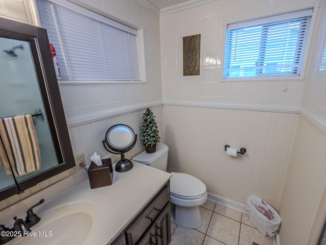 3002 Canal Cove Road, Lake Waccamaw, NC 28450