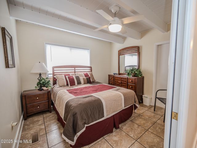 3002 Canal Cove Road, Lake Waccamaw, NC 28450