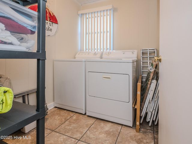 3002 Canal Cove Road, Lake Waccamaw, NC 28450