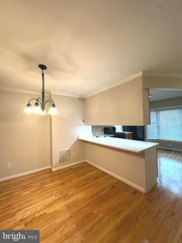 2120 TAZEWELL CT N, Arlington, VA 22207