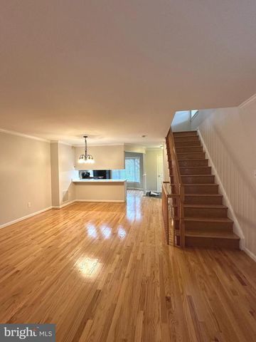 2120 TAZEWELL CT N, Arlington, VA 22207