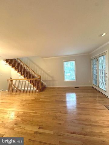 2120 TAZEWELL CT N, Arlington, VA 22207