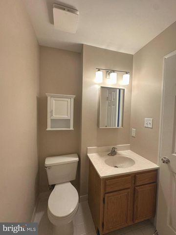 2120 TAZEWELL CT N, Arlington, VA 22207