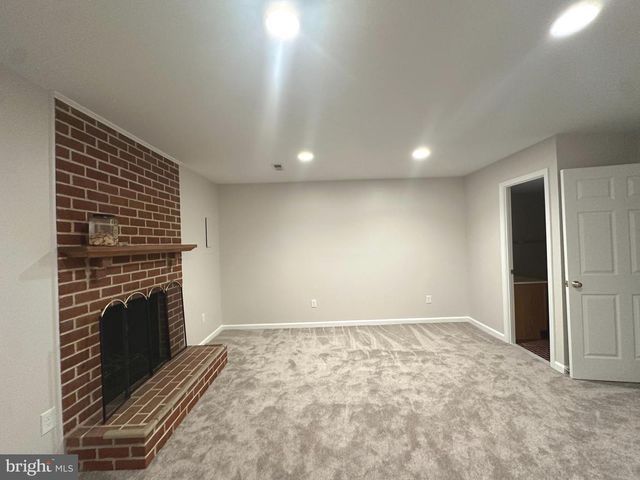 2120 TAZEWELL CT N, Arlington, VA 22207