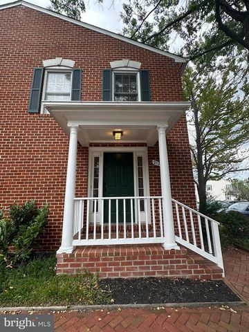 2120 TAZEWELL CT N, Arlington, VA 22207