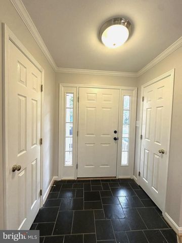 2120 TAZEWELL CT N, Arlington, VA 22207