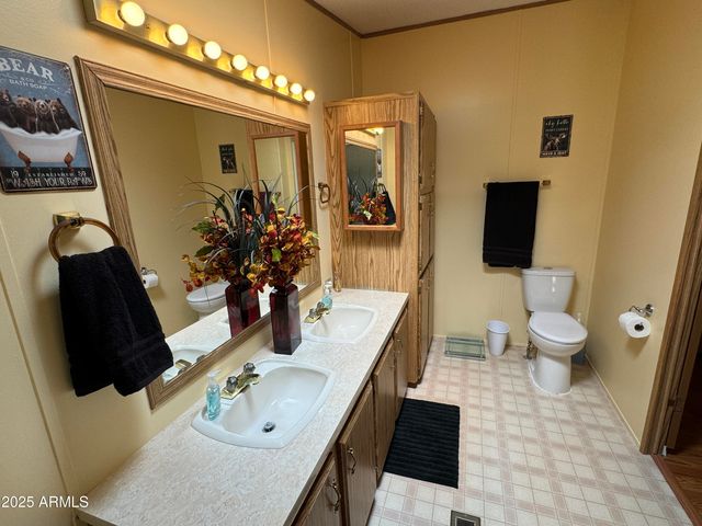 3050 CHEVELON Road, Overgaard, AZ 85933