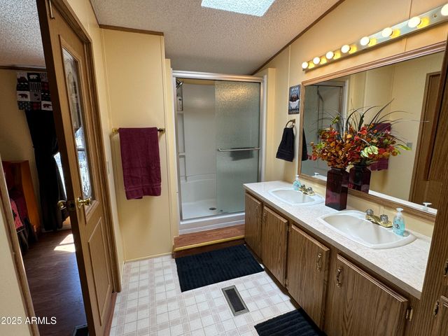 3050 CHEVELON Road, Overgaard, AZ 85933