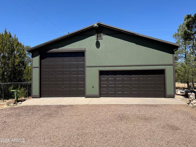 3050 CHEVELON Road, Overgaard, AZ 85933