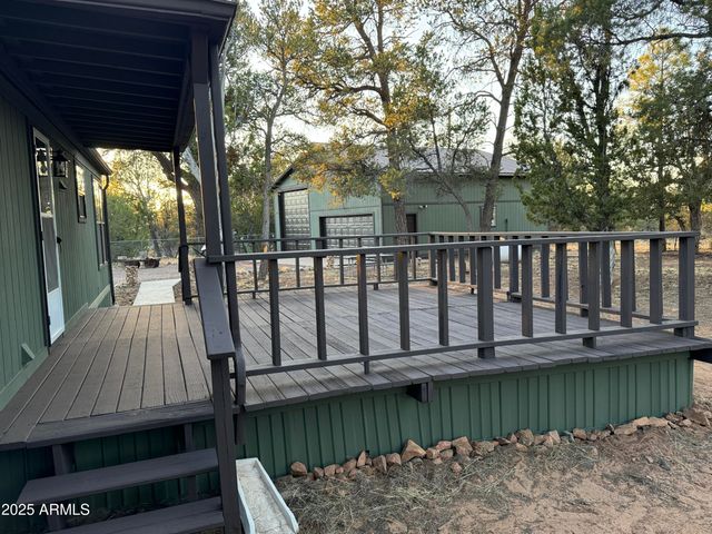 3050 CHEVELON Road, Overgaard, AZ 85933