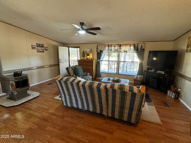 3050 CHEVELON Road, Overgaard, AZ 85933