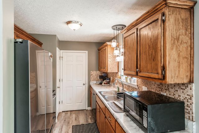 306 Corbitt Ln, Springfield, TN 37172