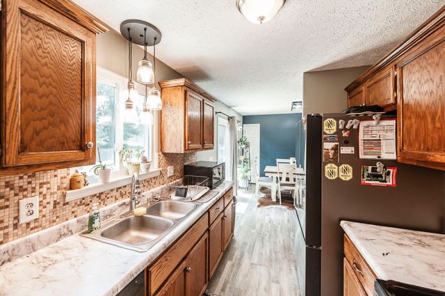 306 Corbitt Ln, Springfield, TN 37172