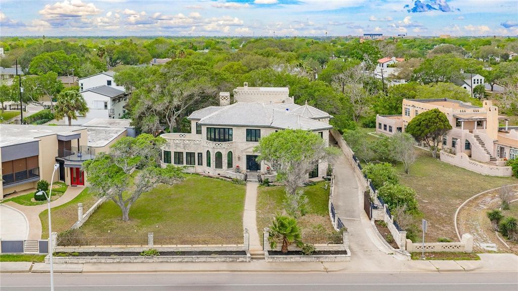 2717 Ocean Dr, Corpus Christi, TX 78404 — photo 3
