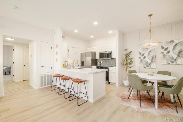 15700 E Jamison Drive 2-204, Englewood, CO 80112
