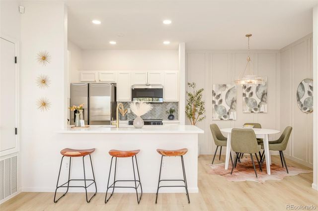 15700 E Jamison Drive 2-204, Englewood, CO 80112