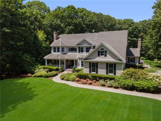 4 Brookfield Court, East Greenwich, RI 02818